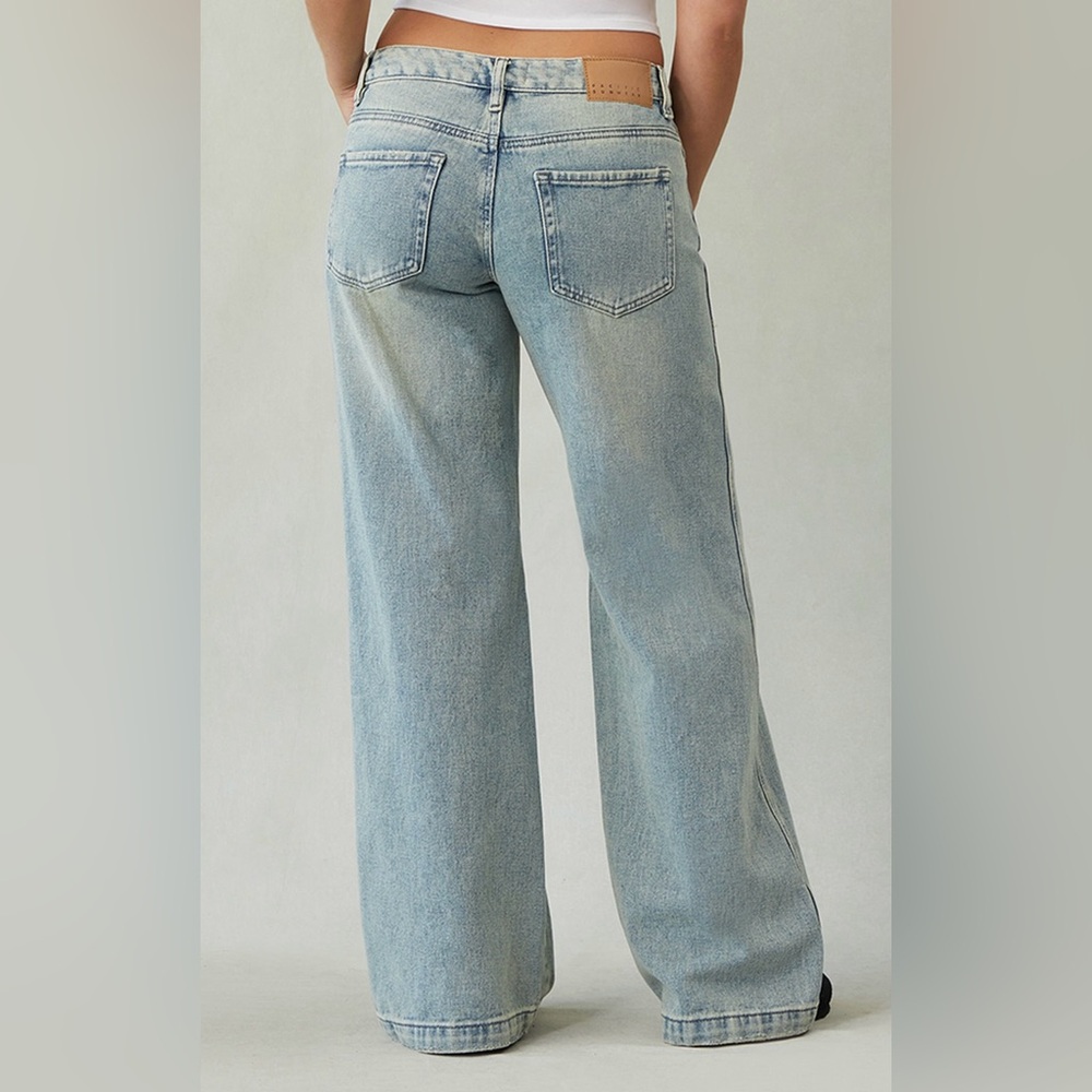 PacSun Casey Low Rise Jeans - Picture 2 of 9